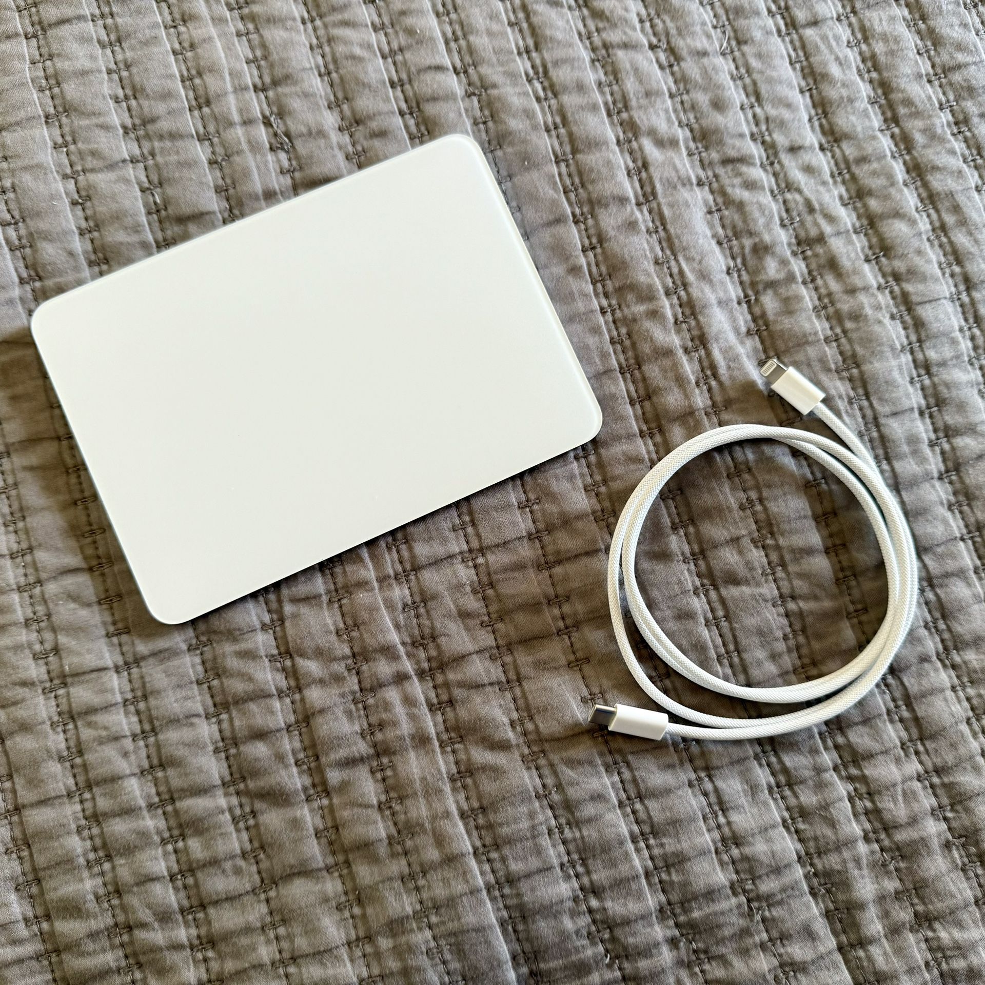 Apple Magic Trackpad