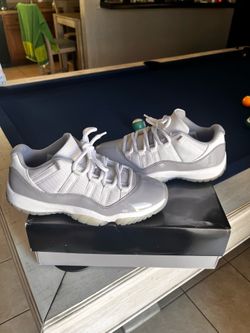 Men air Jordan 11s cement grey size 8