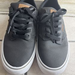 Vans Atwood DX Skate Shoes Low Top Mens