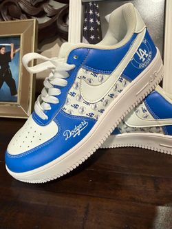 Dodger logo shoes
