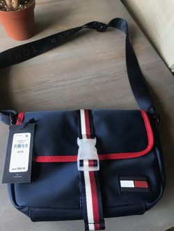 Tommy Hilfiger bag