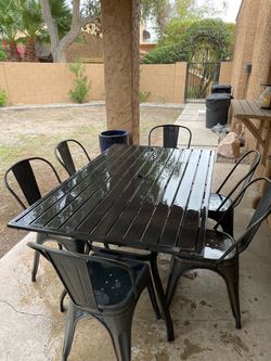 Black Metal Outdoor Dining Table with 6 Chairs