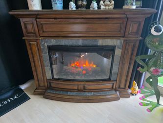 Electric Fireplace/Heater