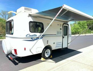 Excellent 2004 Casita Nomad 18 Foot Travel Trailer