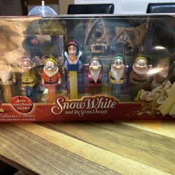 Disney Snow White & the 7 Dwarfs
