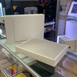 15”MacBook Air M4 256SSD