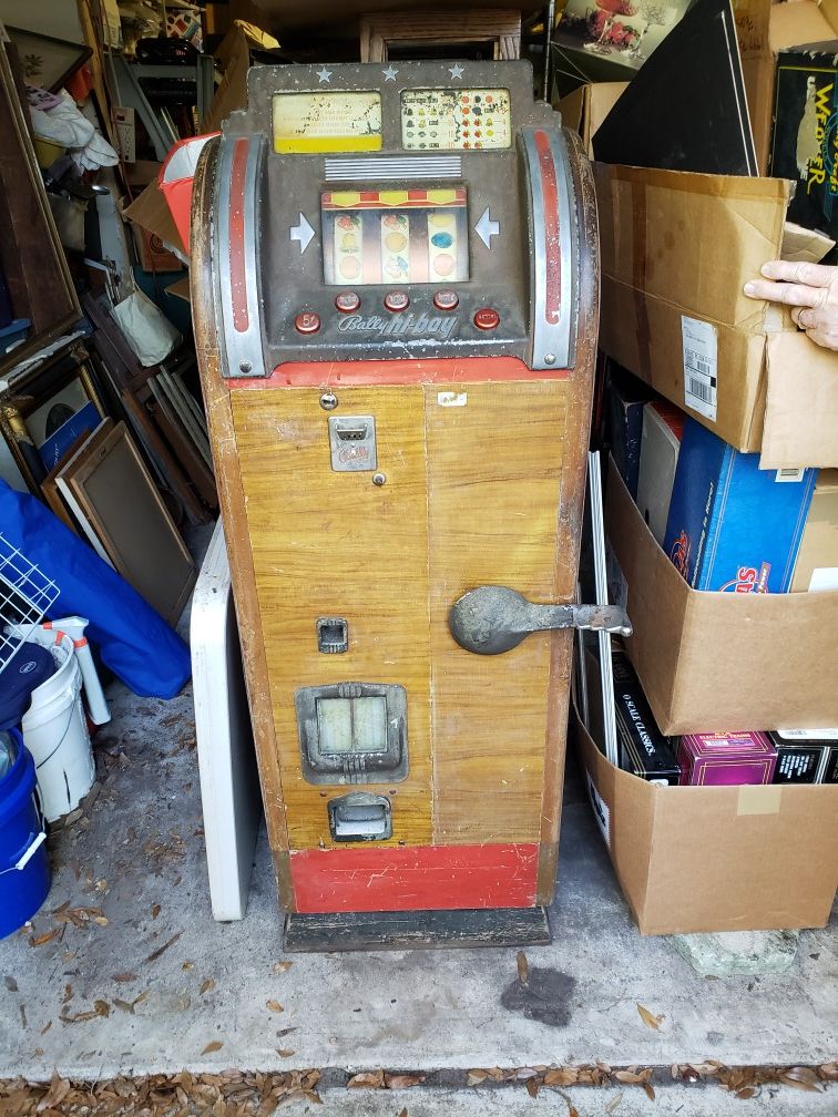 Bally Hi-Boy antique casino slot machine