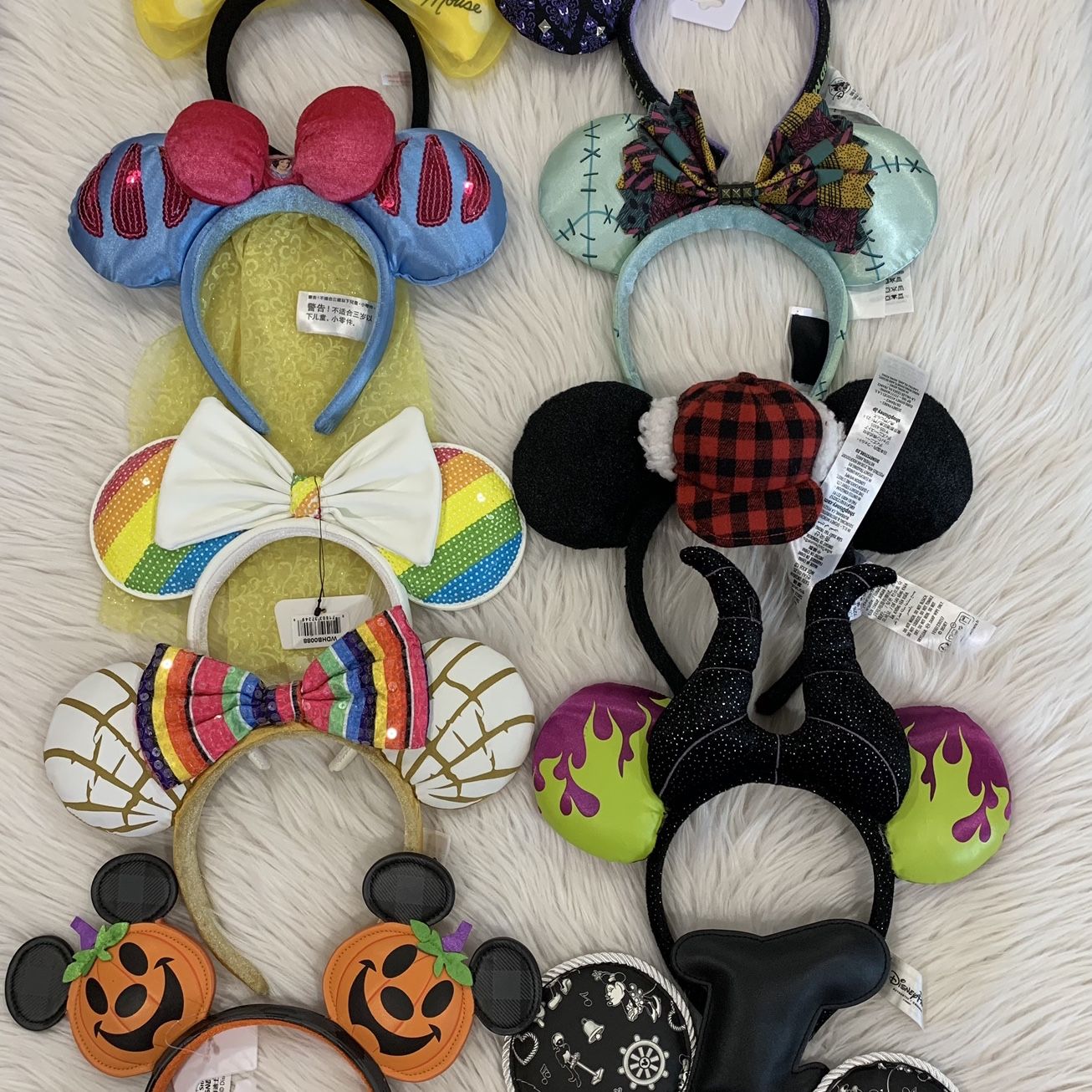 BNWT Authentic Disney Ears An entire collection of Disney official ears : r/disney main image 3