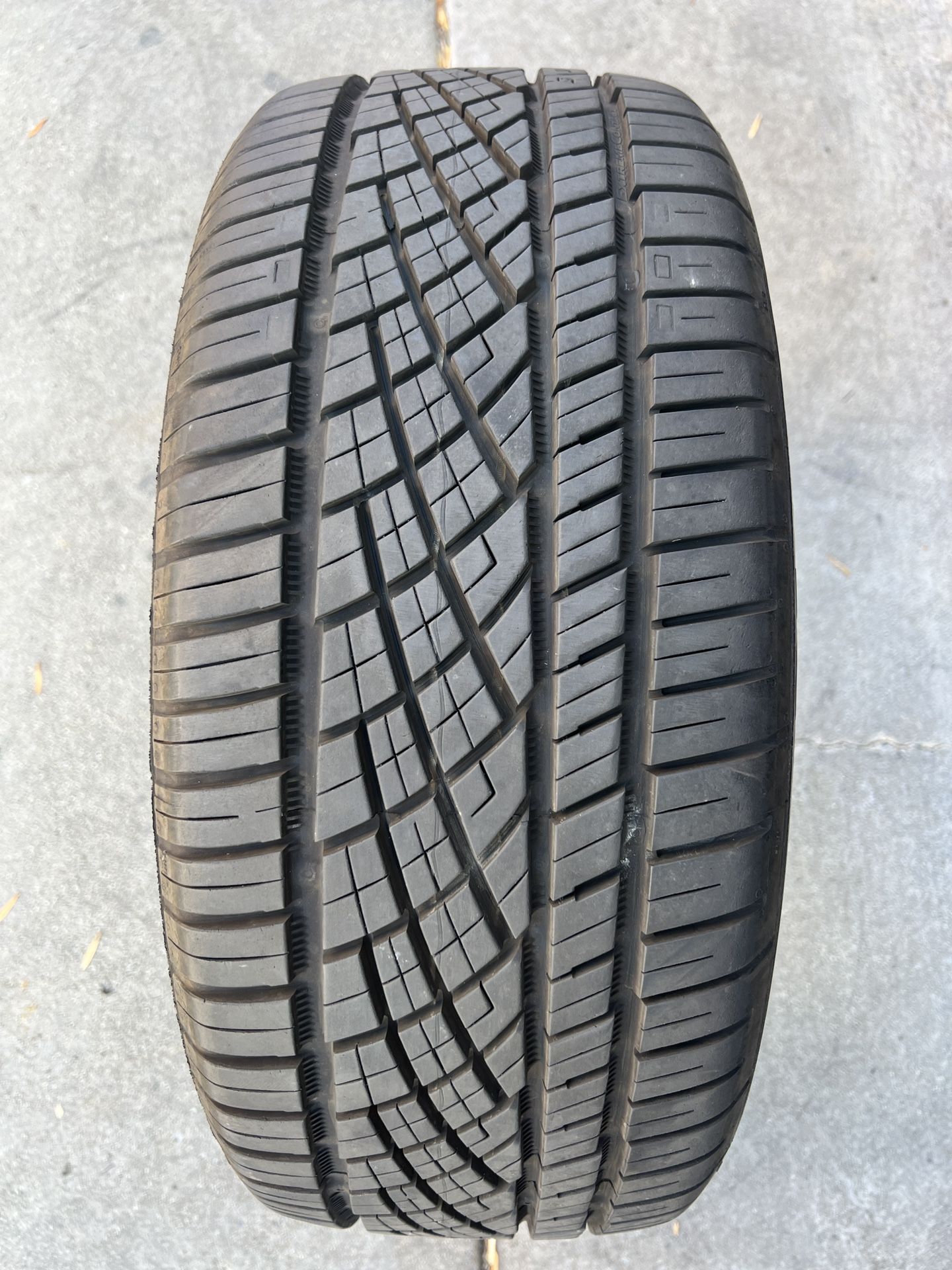 1 Continental Tire 215/45/17