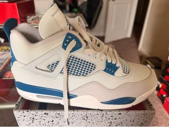 JORDAN 4 MILITARY BLUE Sz 12