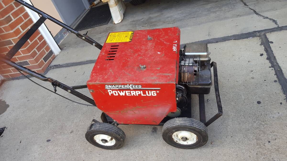 Snapper Kees Gas 5HP PowerPlug Lawn or Garden Aerator