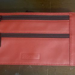 Supreme Leather Waist Pouch for Sale in Phoenix, AZ - OfferUp