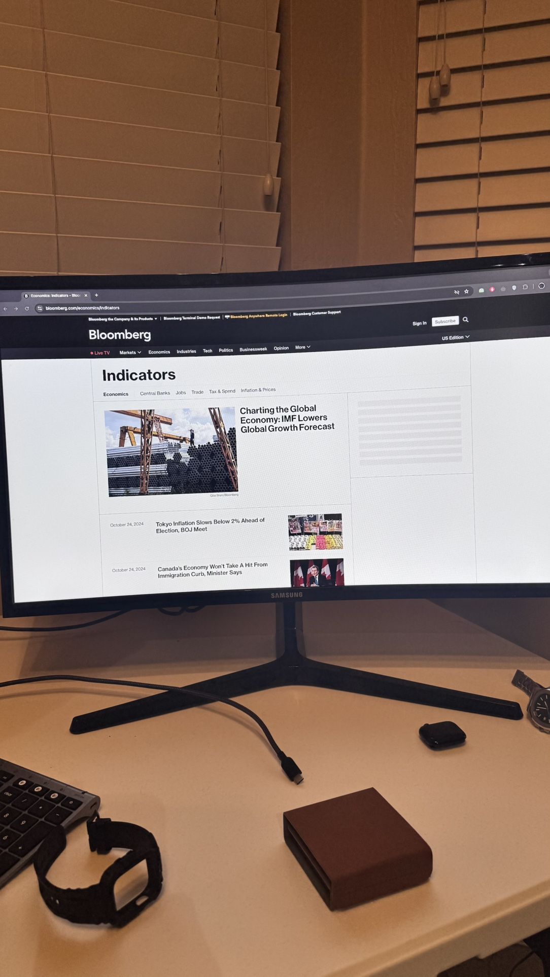 27” Samsung Monitor