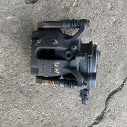 2019 Honda HR-v Left Rear Caliper With Actuator 