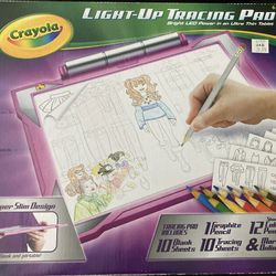 Crayola Light Up Tracing Board for Sale in Chicago, IL - OfferUp