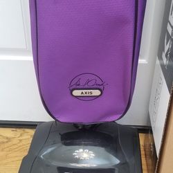 New Cond ORECK COMMERCIAL VACUUM   , WORKS EXCELLENT  , AMAZING POWER SUCES   , IN THE  BOX 