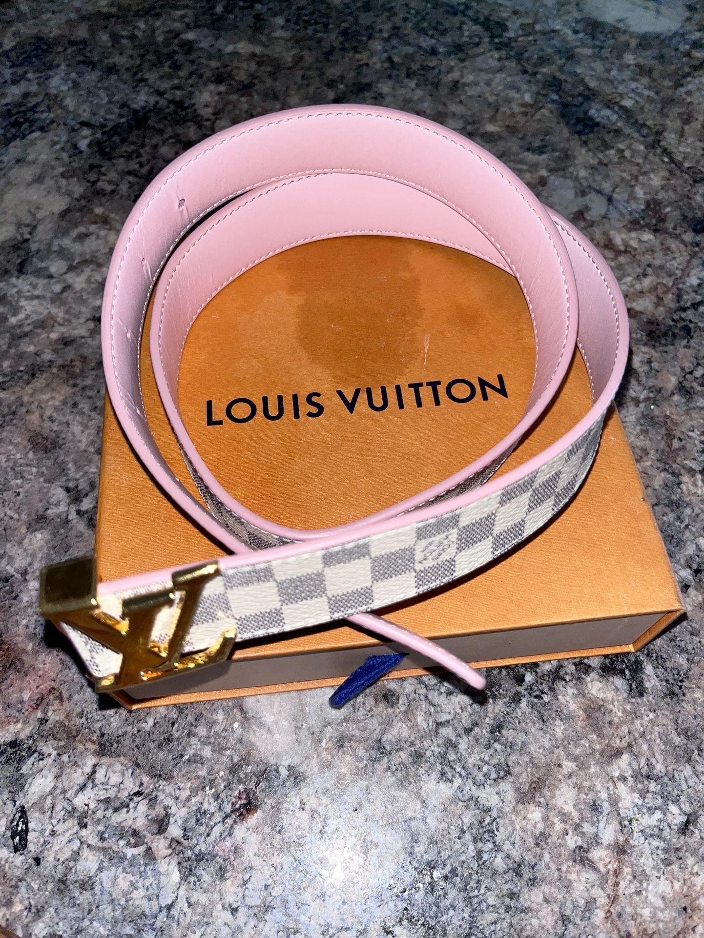 Louis Vuitton Women’s Reversible One Of Only