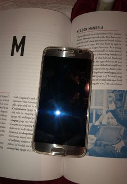 Galaxy s6 no cracks works perfect