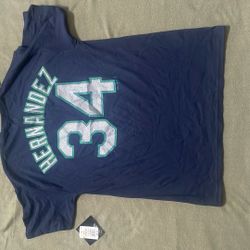 Hernández – Size Medium – Brand New, Never Worn