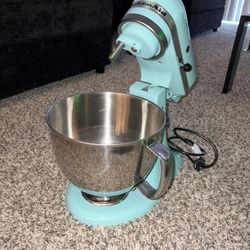 Artisan® Series 5 Quart Tilt-Head Stand Mixer - Aqua Sky