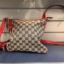 Gucci Bag- DOUBLE AUTHENTICATED 