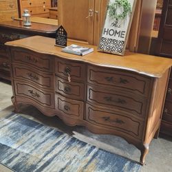 BASSETT DRESSER 