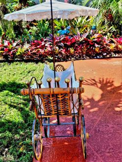 Antique VictorianWicker Carriage Stroller With Parasol Perfect collectors item Measures 27"×26" Thumbnail