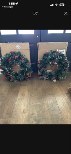 Artificial Christmas Wreaths with Red Berries – Set of 2