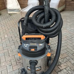 RIDGID Wet/Dry Vacuum 16 Gallon 6.5 Peak HP Stainless Steel Shop Vac Wet Dry Vacuum