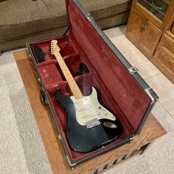 Vintage Fender MIK Squier Stratocaster Electric Guitar