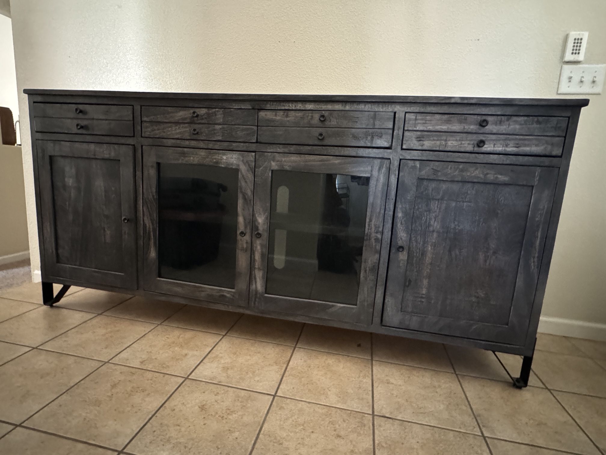 Media Console