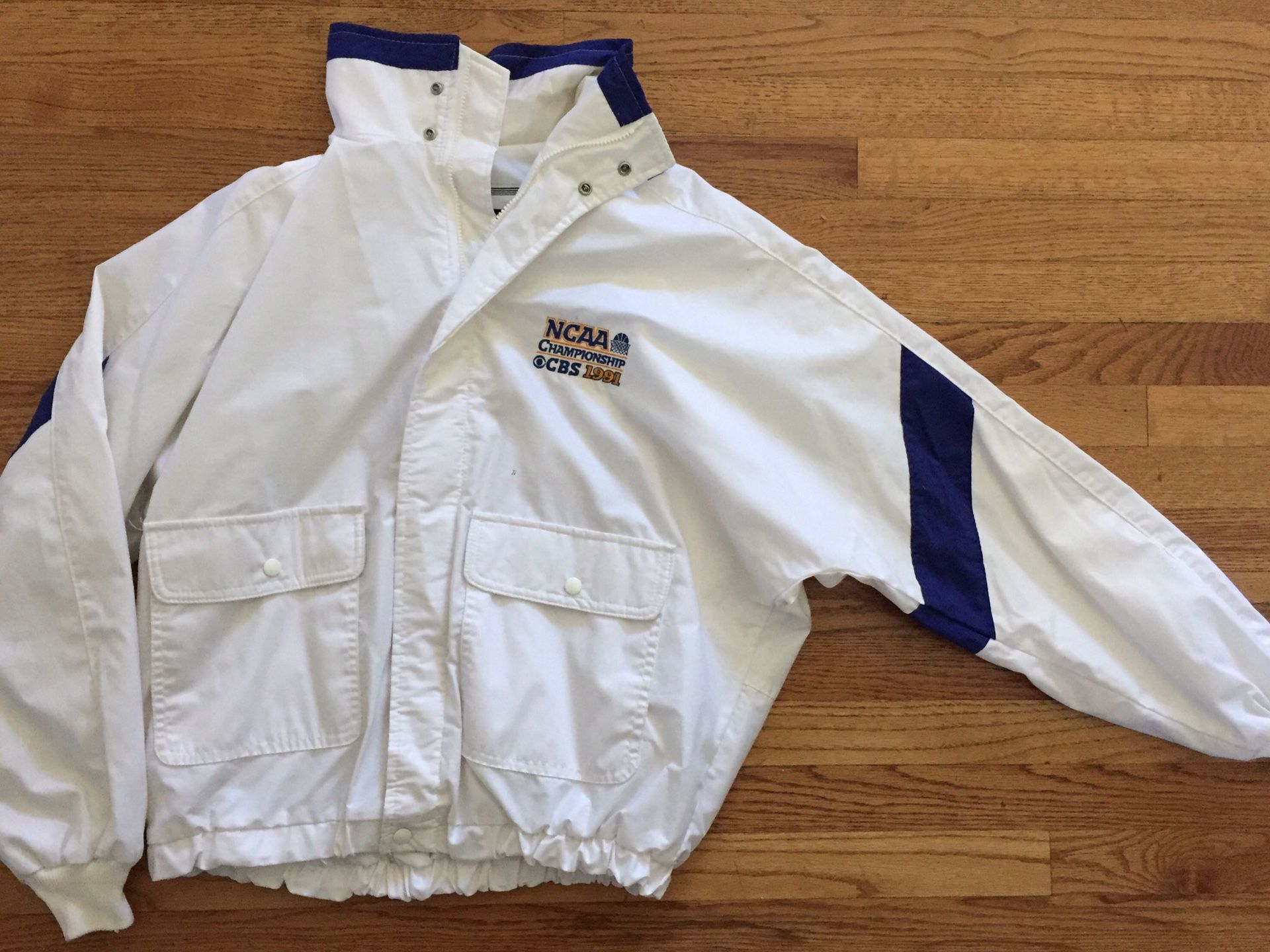 1991 NCAA championship basketball jacket men’s XL - Rare for Sale in ...