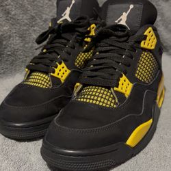 Jordan Retro 4 Yellow Thunders