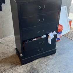 Dresser 5 Drawers 