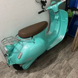 Aventura-X Lithium Scooters With 2 Lithium Batteries