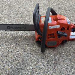 Husqvarna 120 Mark III Gas Chainsaw, 38-cc, 2-Cycle X-Torq Engine, 14 Inch Chainsaw with Automatic Oiler, For Wood Cutting and Tree Pruning