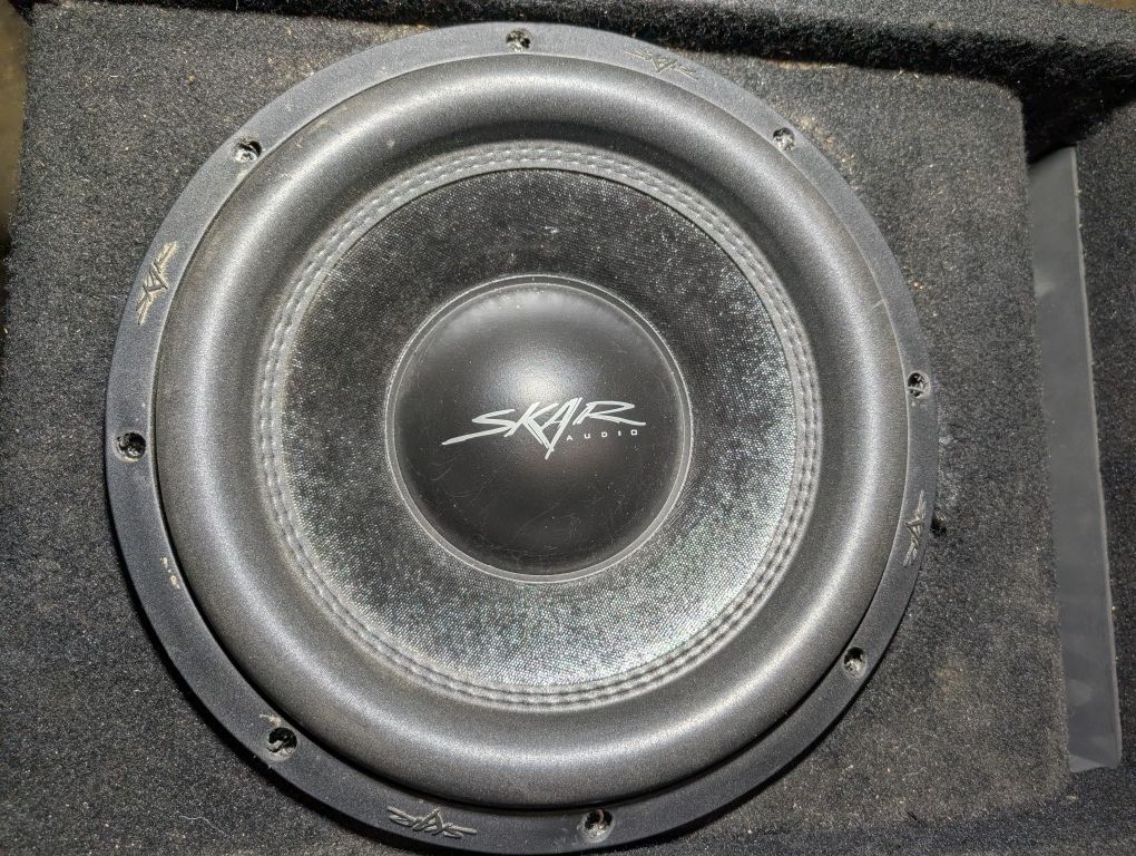 Skar SVR 12 With Box $100