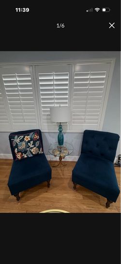 Navy blue velvet chairs in good condition