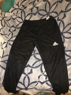 Men’s Adidas sweatpants
