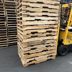 48x40 2way Pallets