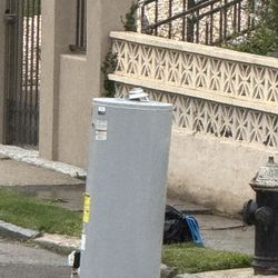 FREE SCRAP METAL WATER HEATER 