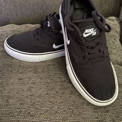 TENIS NIKE NÚMERO # 3.5 DE NIÑOS