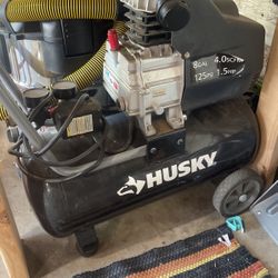 Husky 8 gallon air compressor