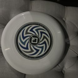 Round Frisbee
