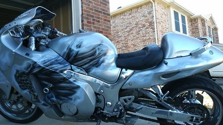 2006 Hayabusa with custom paint job and lots of chrome for Sale in