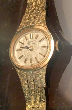 Vintage watch women Seiko Quartz