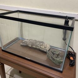 Fish / Pet Tank (50 Liters) in Great Condition. Water Heater & Other Decorations icluded. 