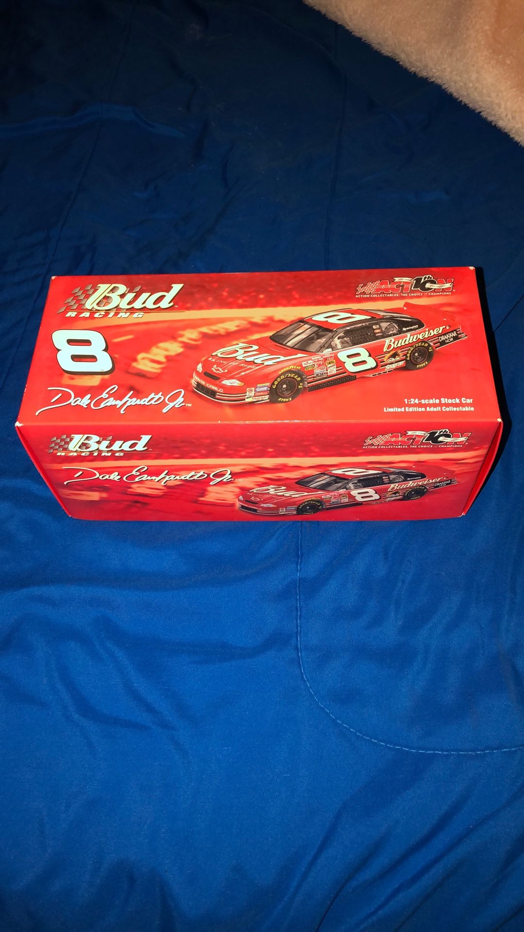 Dale Earnhardt Jr 8 Bud Racing 1:24 Stock Car