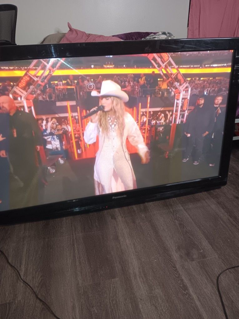 Panasonic 50in T.V