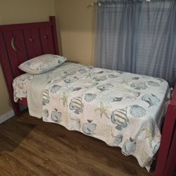 Two Twin  Size Bed Kids Bed for sale Twin Size Mattress
